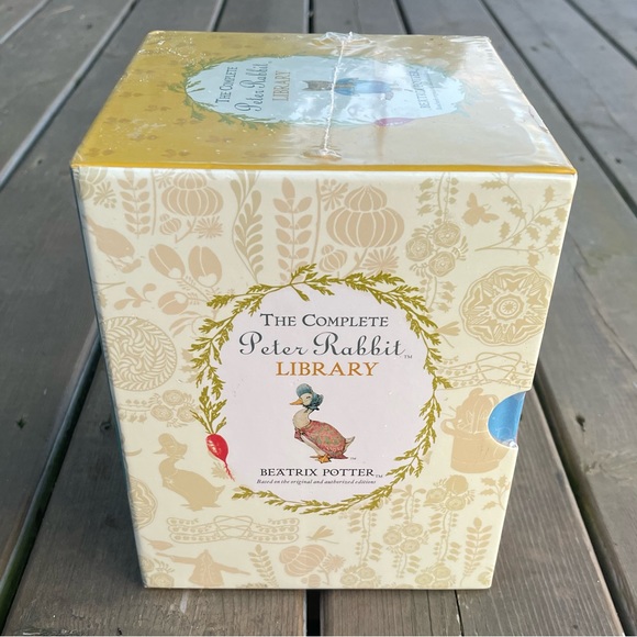The Complete Peter Rabbit Library by Beatrix Potter 23 Book Boxed Set - Picture 7 of 12